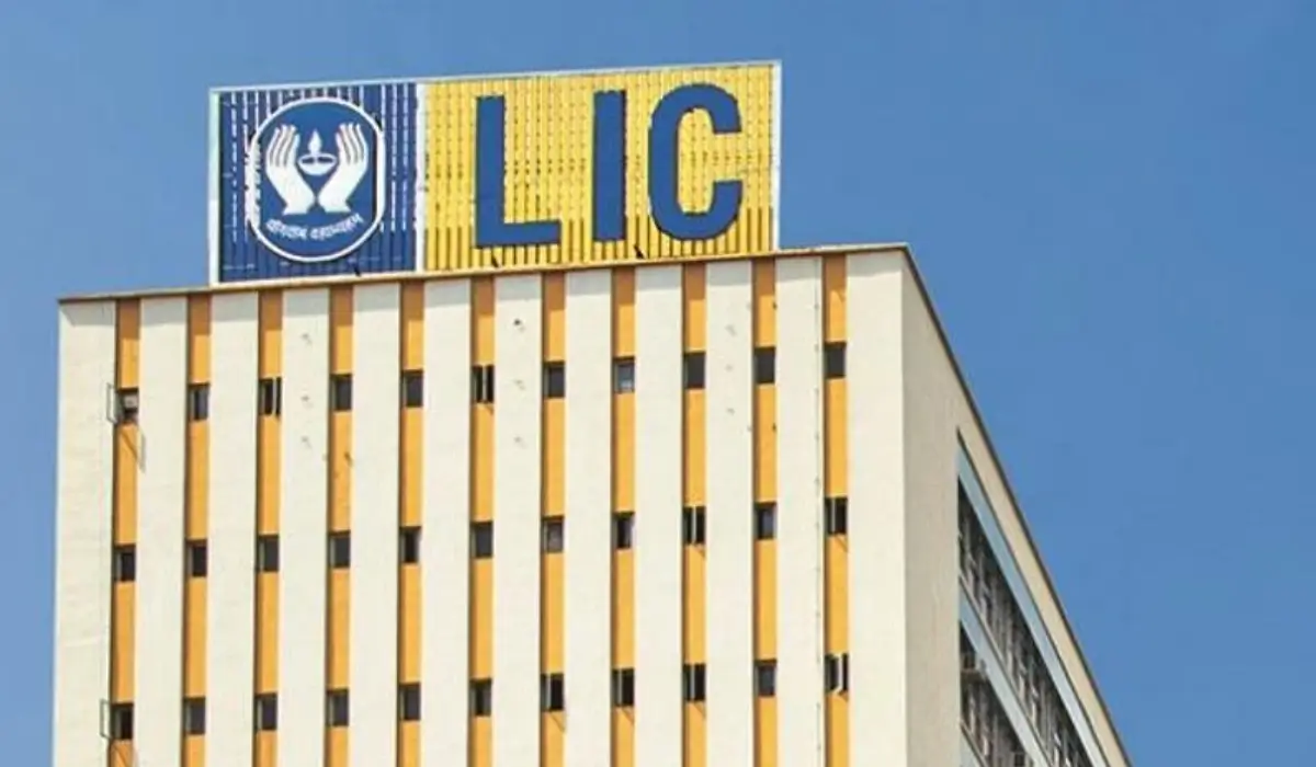 LIC AAO Mains Exam Analysis 2025